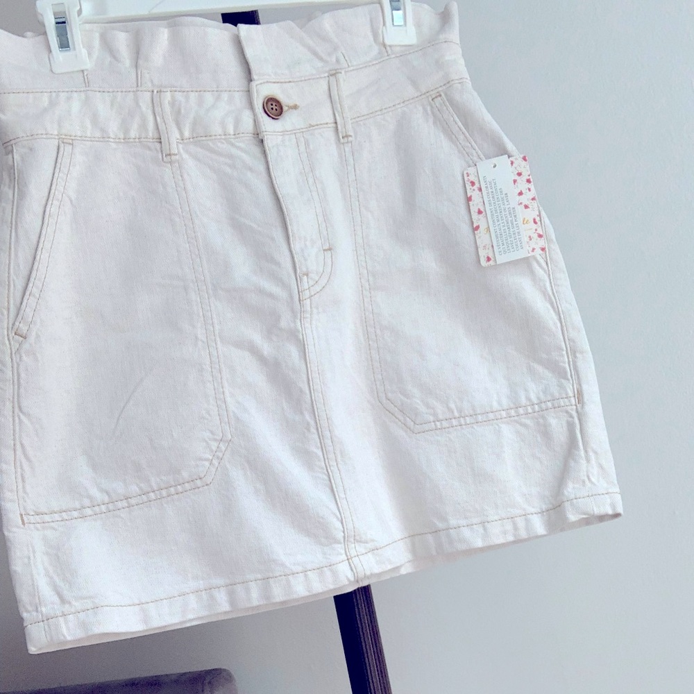 White Denim Free People mini-skirt NWT
